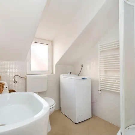 Irundo - Cathedral Appartement *