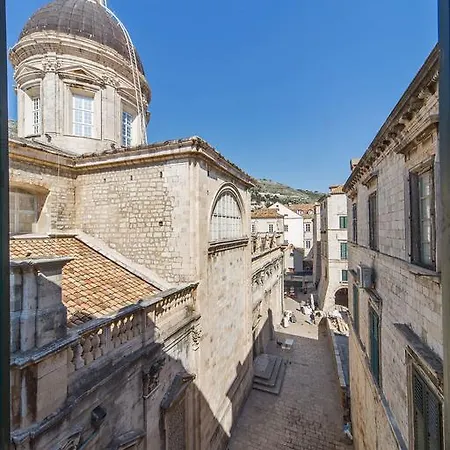 Irundo - Cathedral Apartamento